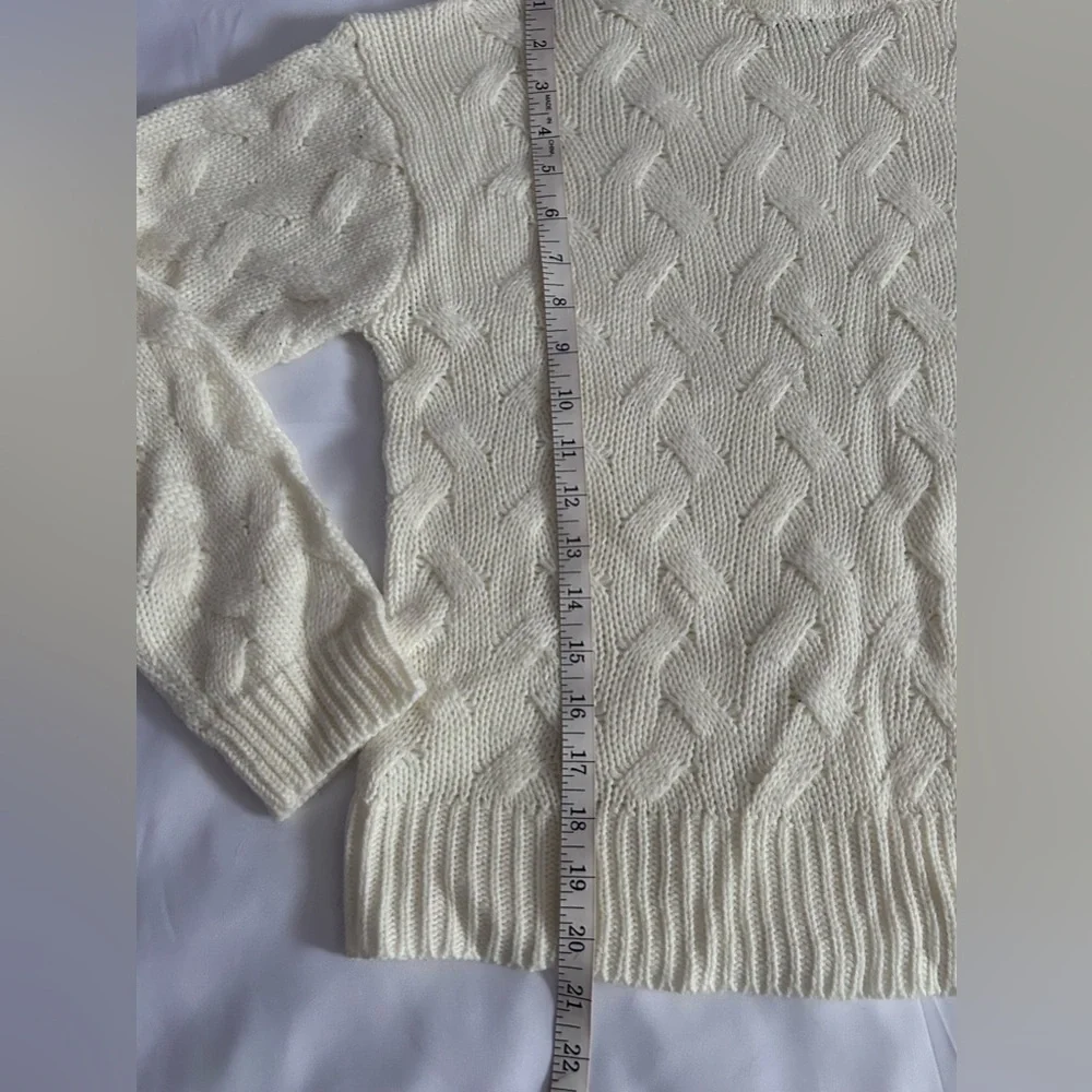 Joe Boxer White Cable Knit Mock Neck Sweater Size Large